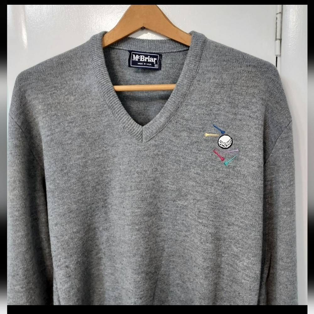 McBriar V-Neck  golf sweater - size Medium